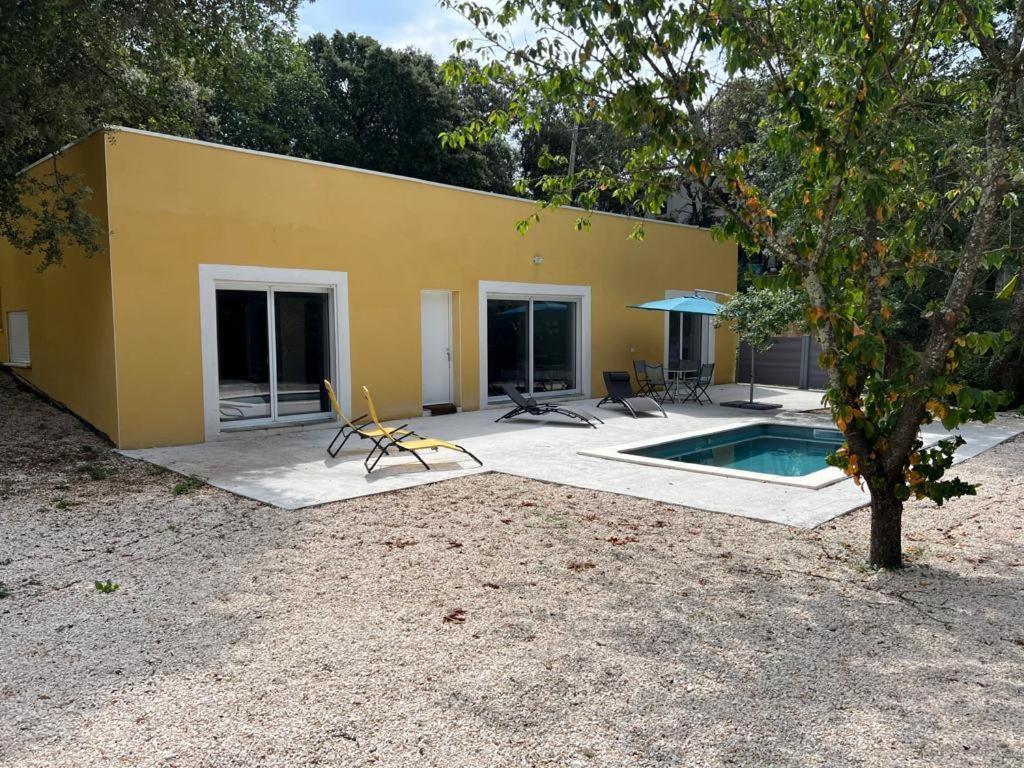 Brand New Villa With Fully Intergrated Air Conditioning & Private Pool, Overlooking Forest Sardan Luaran gambar